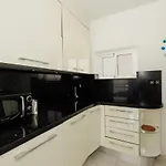 Top2stay Alamos Oda ve Kahvaltı Torremolinos