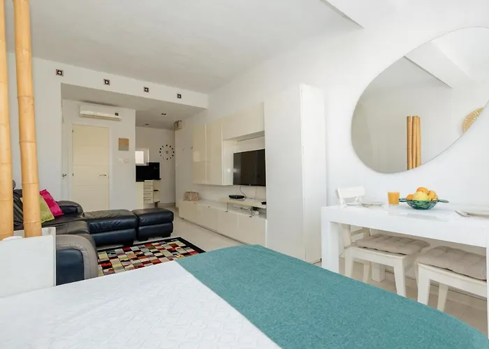 Bed & Breakfast Top2stay Alamos Torremolinos